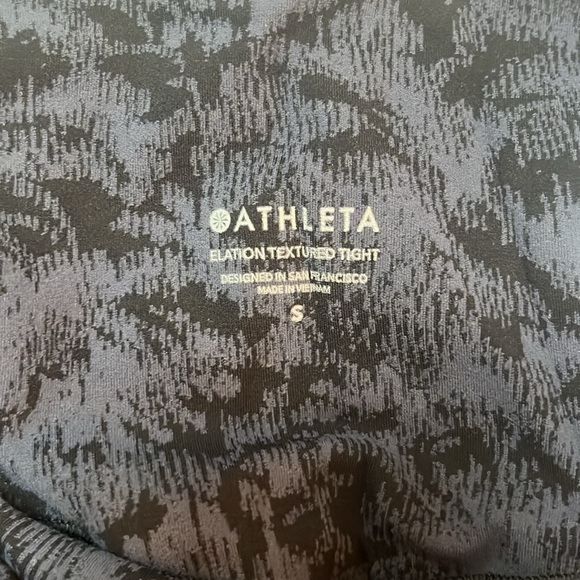 Athleta Elation Textured Tight size small - Picture 4 of 4
